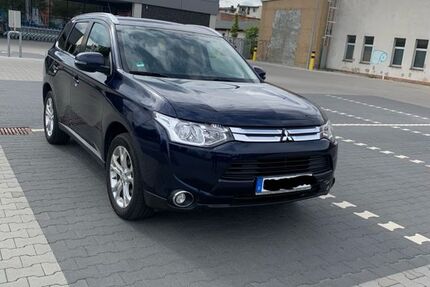 Mitsubishi Outlander 209.000 km 9.000 &euro; Cottbus 03046