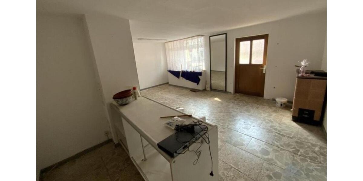 Mehrfamilienhaus, Wohnhaus Roßleben-Wiehe Wiehe - 22 Zimmer, 600 m&sup2;, 850&euro; | Angebot:24565511