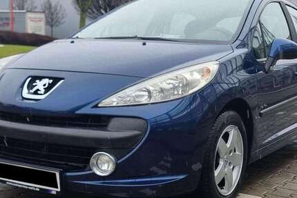 Peugeot 207 150.000 km 2.650 &euro; Nürnberg 90443