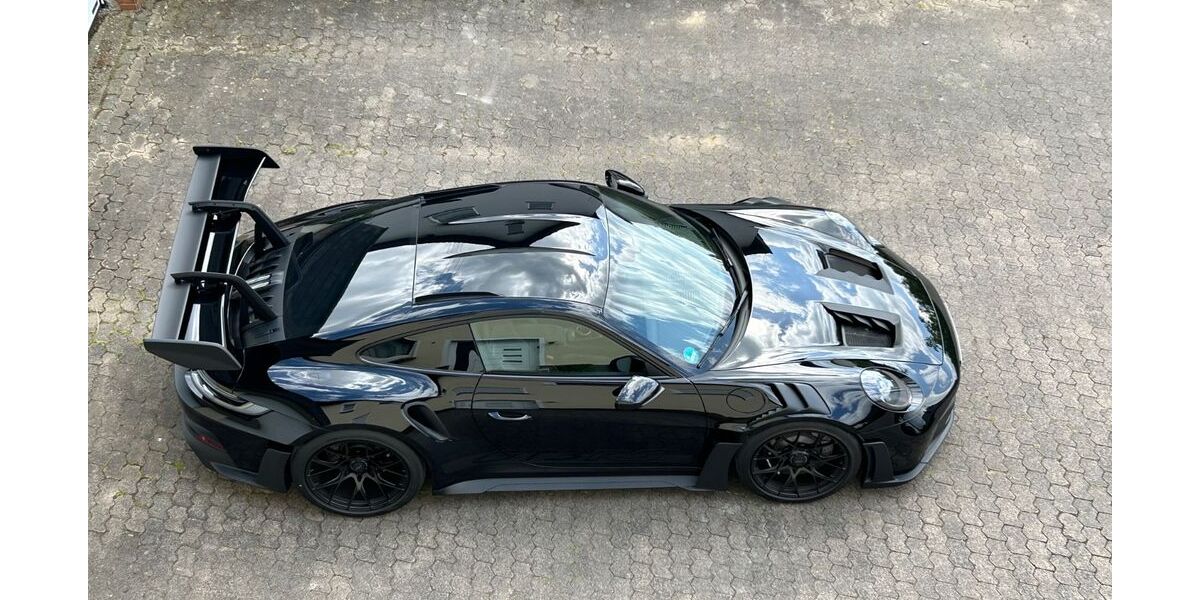 Porsche 992 2.200 km 279.900 &euro; Heilbronn 74072