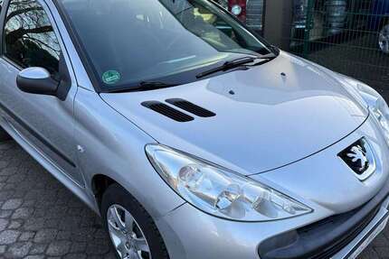 Peugeot 206 177.700 km 1.950 &euro; Beverstedt 27616