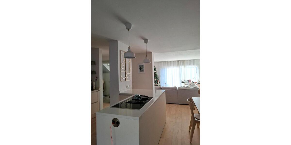 EFH möbliert in Diefflen mit Pool und großem Garten 4 zimmer