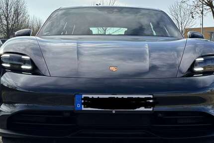 Porsche Taycan 9.600 km 71.000 &euro; Bergheim 50129