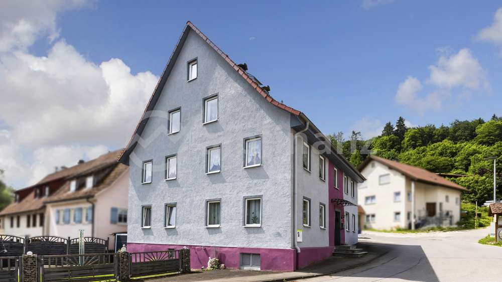 Einfamilienhaus Münsingen / Buttenhausen Buttenhausen - 8 Zimmer, 297 m&sup2;, 298.000&euro; | Angebot:25459067