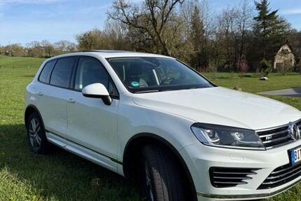 VW Touareg 128.500 km 25.900 &euro; Niederstedem 54634