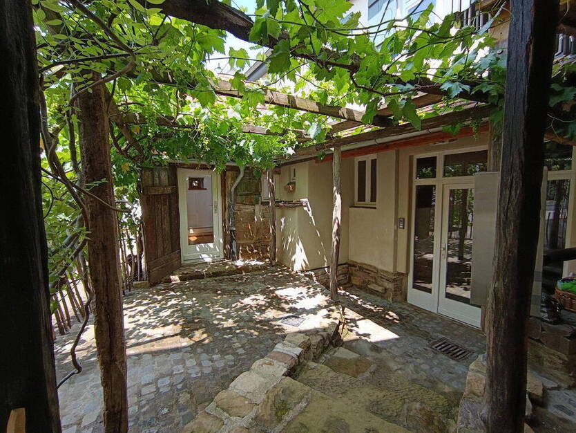 Dieses charmante Zuhause, im alten Ortskern von Stuttgart Weilimdorf, sucht Bewohner!