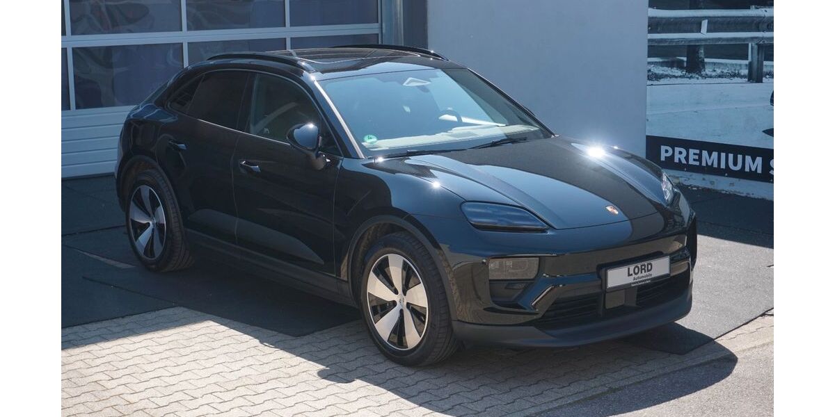 Porsche Macan 9.990 km 70.950 &euro; Stuttgart 70499