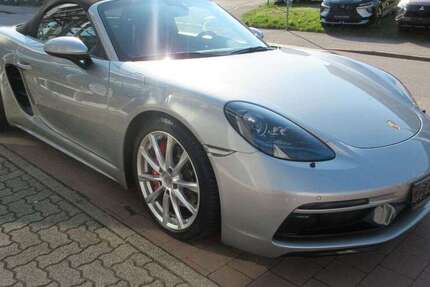 Porsche Boxster 61.000 km 61.950 &euro; Niefern-Öschelbronn 75223