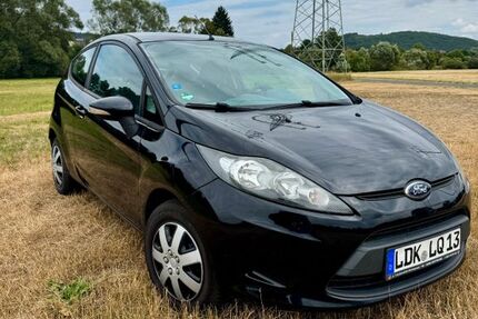 Ford Fiesta 172.000 km 2.750 &euro; Ehringshausen 35630