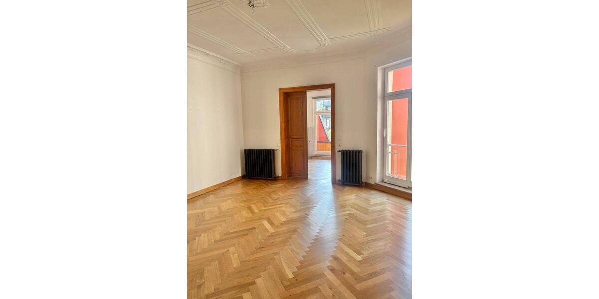 Etagenwohnung Schwerin Paulsstadt - 5 Zimmer, 177 m&sup2;, 2.130&euro; | Angebot:20589115