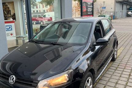 VW Polo 94.200 km 5.400 &euro; München 81825