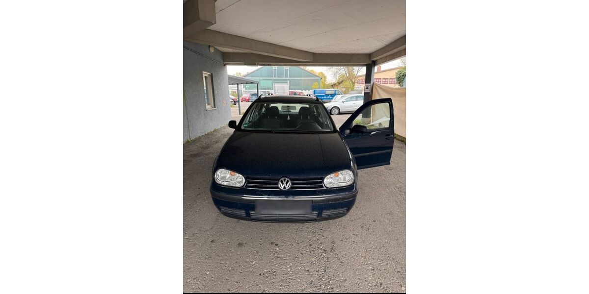 VW Golf 244.678 km 1.300 &euro; Friedrichshafen 88046