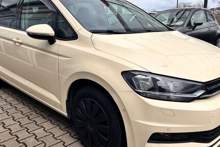 VW Touran 440.874 km 4.999 &euro; Zirndorf 90513