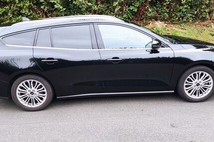 Ford Focus 123.000 km 12.990 &euro; Waldheim 04736