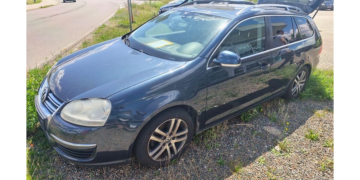 VW Golf 303.500 km 2.400 &euro; Bad Dürrenberg 06231