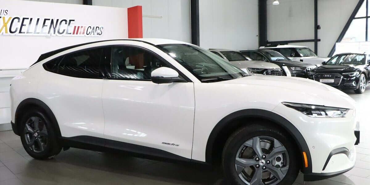 Ford Mustang Mach-E BANG & OLUFSEN / VIRTUAL COCKPIT 75.000 km 23.991 &euro; Hamm 59077