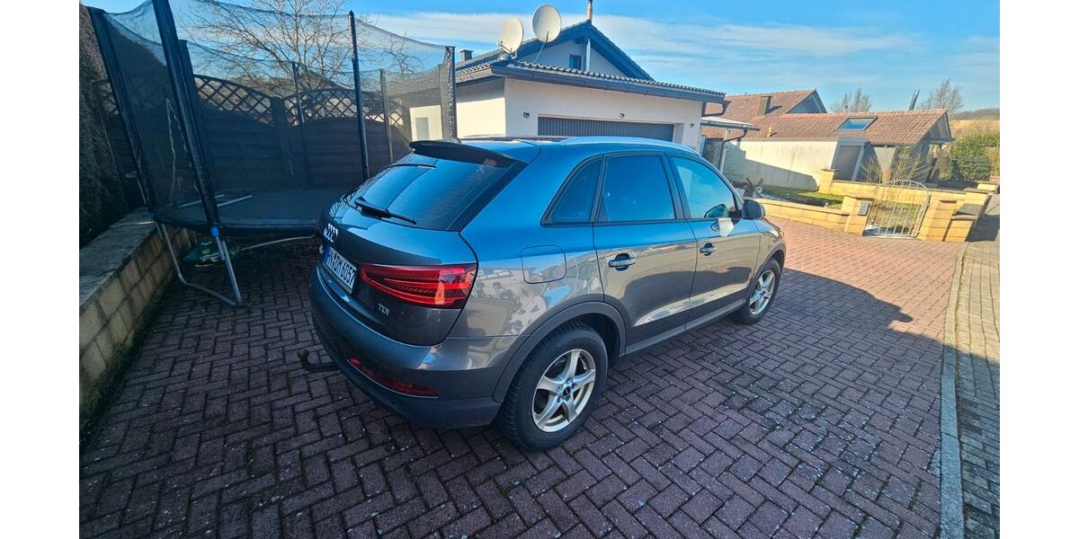 Audi Q3 178.000 km 10.300 &euro; Kirchardt 74912