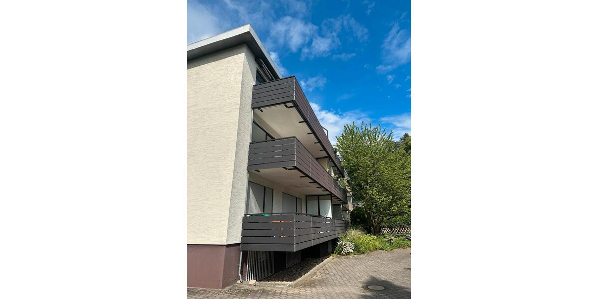 Etagenwohnung Waldbüttelbrunn - 3 Zimmer, 92 m&sup2;, 1.550&euro; | Angebot:26690733