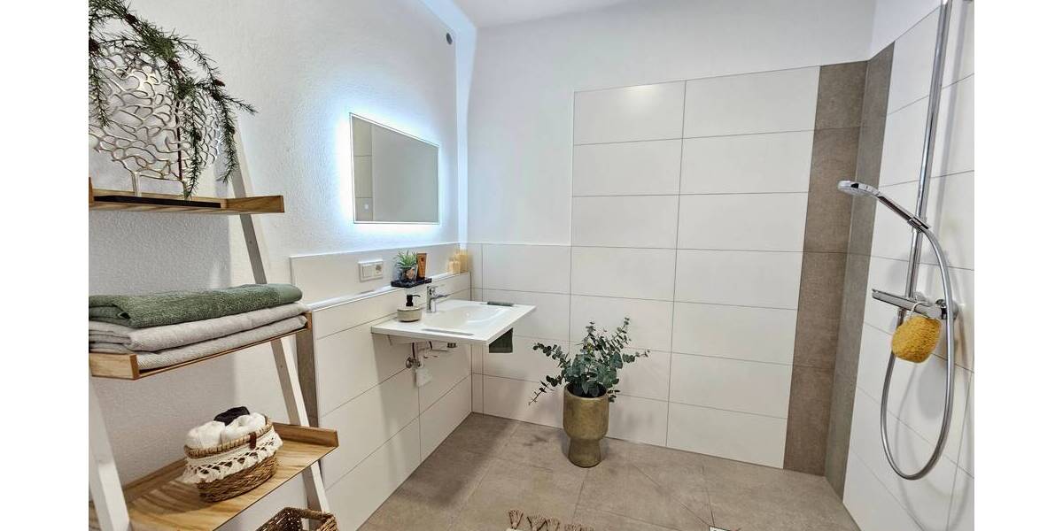 Etagenwohnung Pfeffelbach - 2 Zimmer, 61 m&sup2;, 218.000&euro; | Angebot:25746646