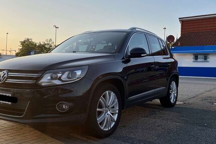 VW Tiguan 174.000 km 14.500 € Hamburg 22045
