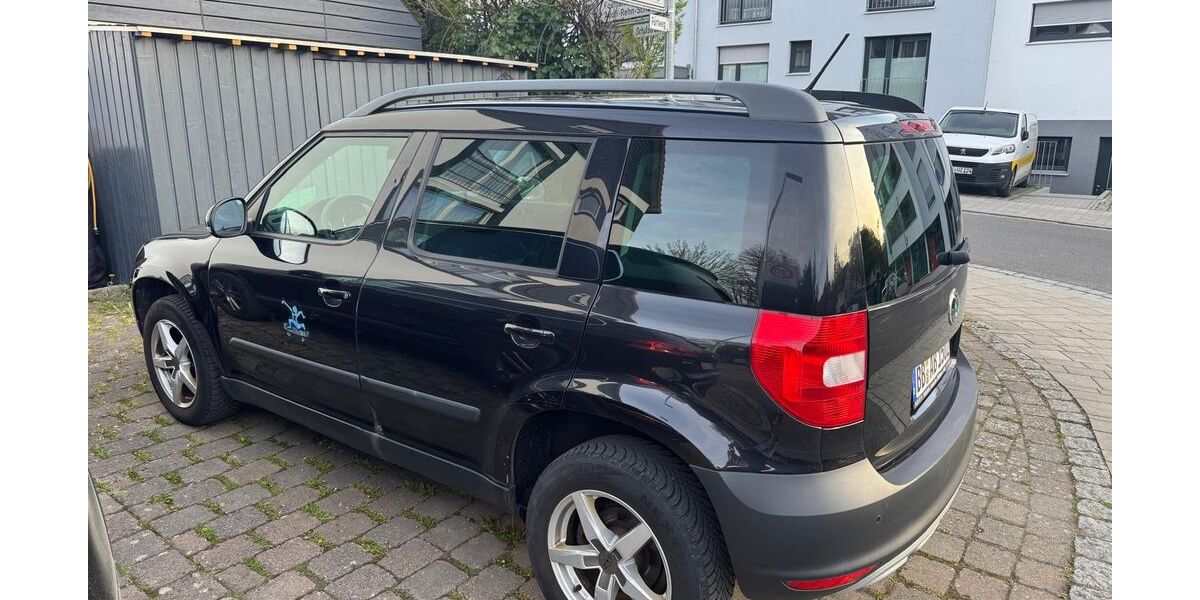 Skoda Yeti 186.000 km 2.100 &euro; Altdorf 71155