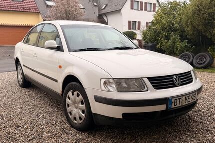 VW Passat 52.500 km 1.999 &euro; Bayreuth 95445
