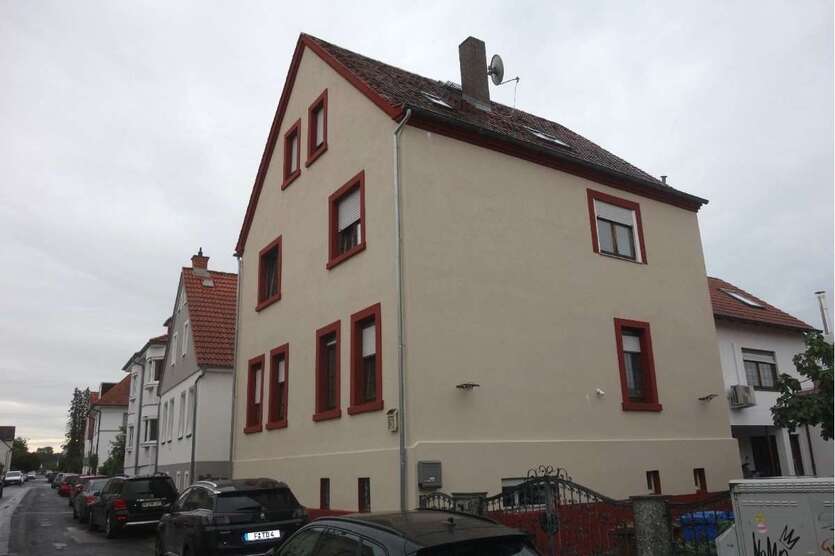 Haus zum Kaufen in Mühlheim 659.000 € 241 m² 9 zimmer