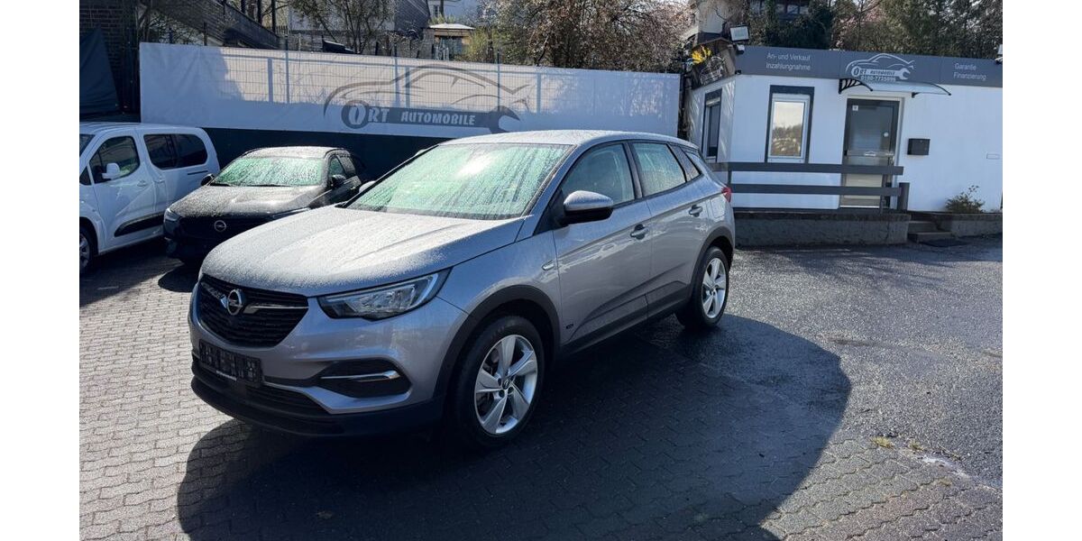 Opel Grandland (X) 15.700 km 18.000 &euro; Betzdorf 57518
