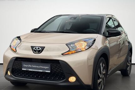 Toyota Aygo (X) 44.900 km 14.490 &euro; Hannover 30177
