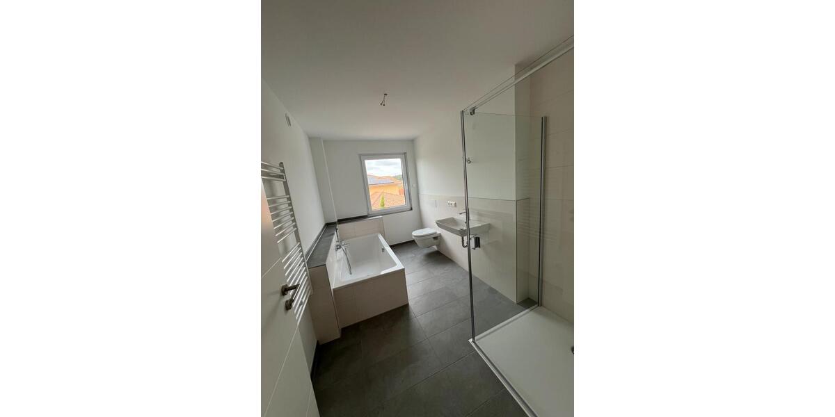 Doppelhaushälfte Dielheim - 4 Zimmer, 130 m&sup2;, 2.100&euro; | Angebot:25831362