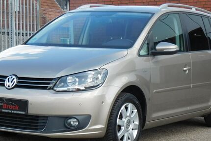 VW Touran 102.590 km 9.490 &euro; Emsdetten 48282