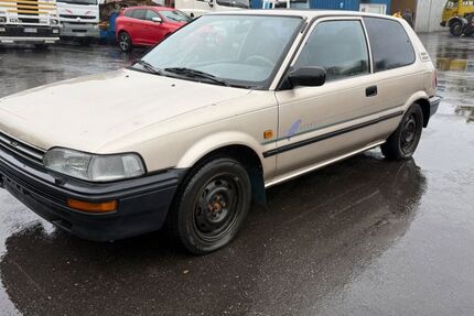 Toyota Corolla 128.000 km 1.400 &euro; Sottrum 27367