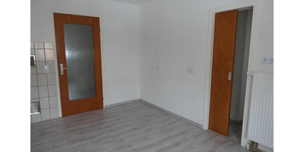 Erdgeschoßwohnung Münsingen - 3 Zimmer, 80 m&sup2;, 850&euro; | Angebot:26153650
