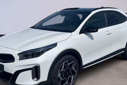 Kia XCeed 8.858 km 29.990 &euro; Höhenkirchen-Siegertsbrunn 85635
