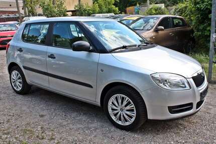 Skoda Fabia 125.500 km 3.799 € Berlin 13057