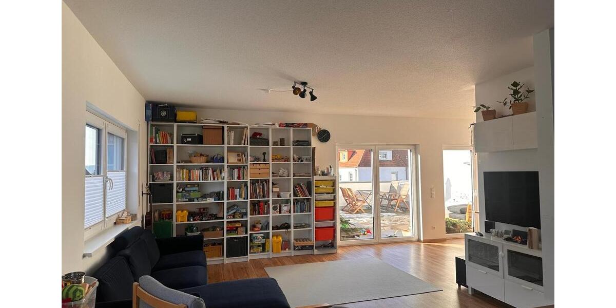 Einfamilienhaus Bad Neustadt an der Saale - 4 Zimmer, 156 m&sup2;, 1.550&euro; | Angebot:25103065