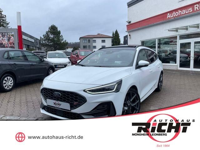 Ford Focus 4.950 km 35.980 € Leonberg 71229