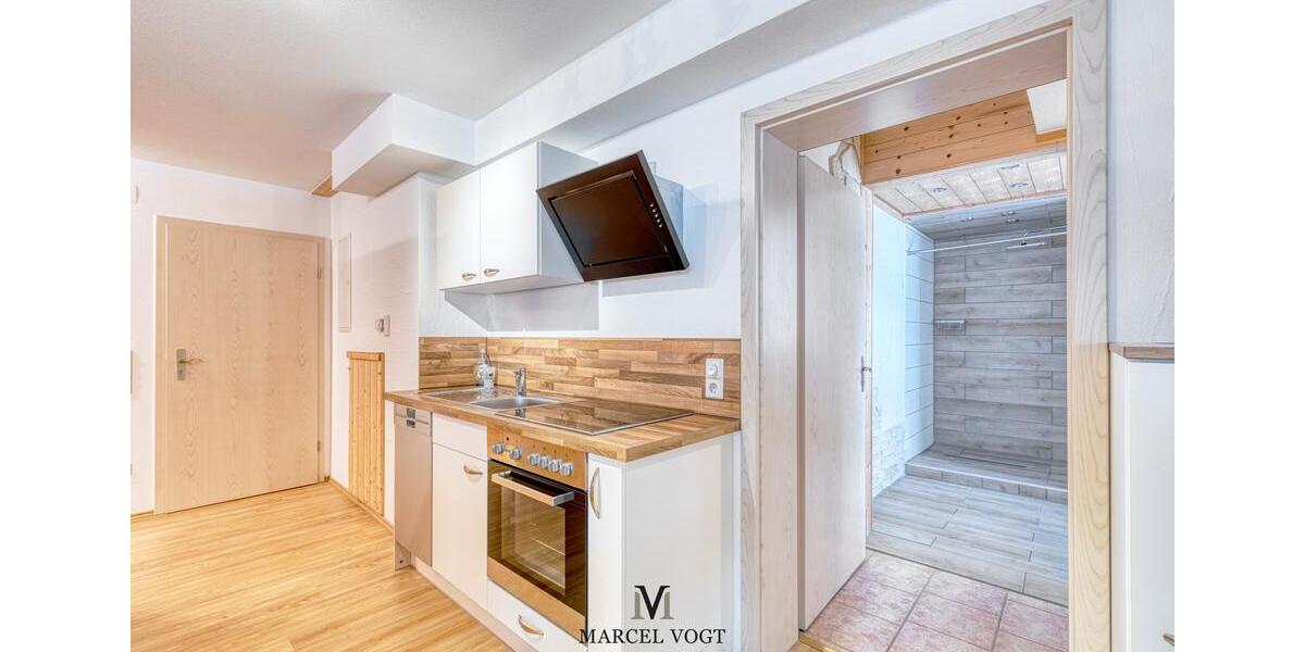 Großes Familienhaus mit Premium-Ausstattung und Vermietungsoption 8.5 zimmer