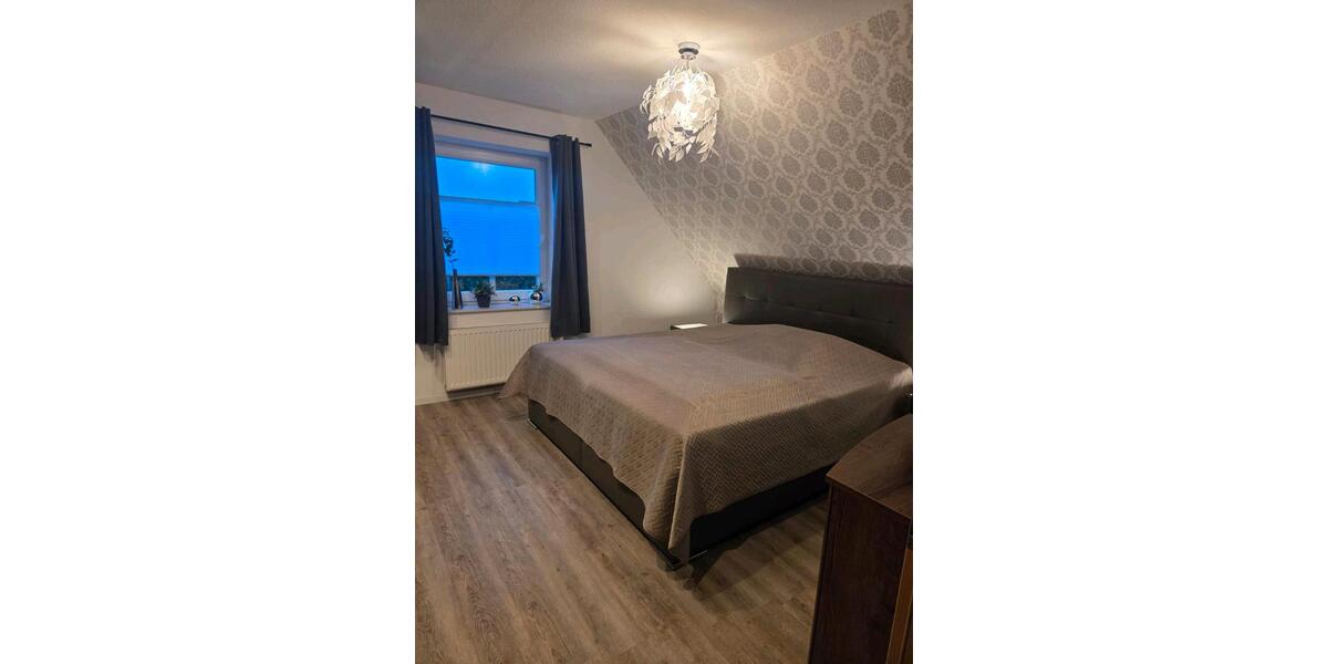 Einfamilienhaus Krummhörn - 7 Zimmer, 145 m&sup2;, 1.200&euro; | Angebot:25401659