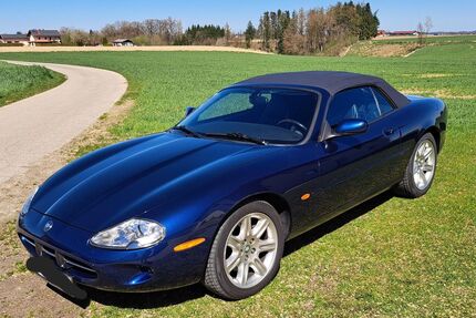Jaguar XK8 123.920 km 16.900 &euro; Engelsberg 84549