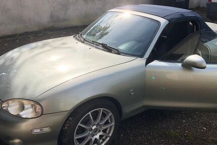 Mazda MX-5 152.000 km 9.499 &euro; Leverkusen 51371