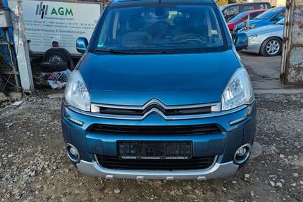 Citroen Berlingo 125.000 km 6.749 € Stuttgart 70376