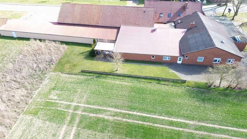 Gaststätte mit Geschichte, Traditionsreiches Objekt mit vielfältigen Zukunftsperspektiven - Gewerbeobjekt Stolzenau | Angebot:25925623