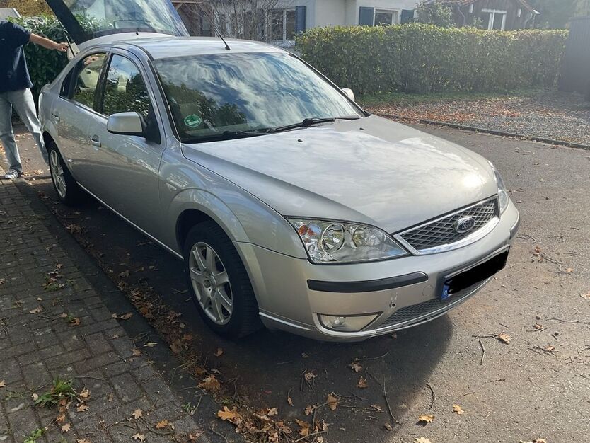 Ford Mondeo 138.000 km 2.300 € Bergisch Gladbach 51427