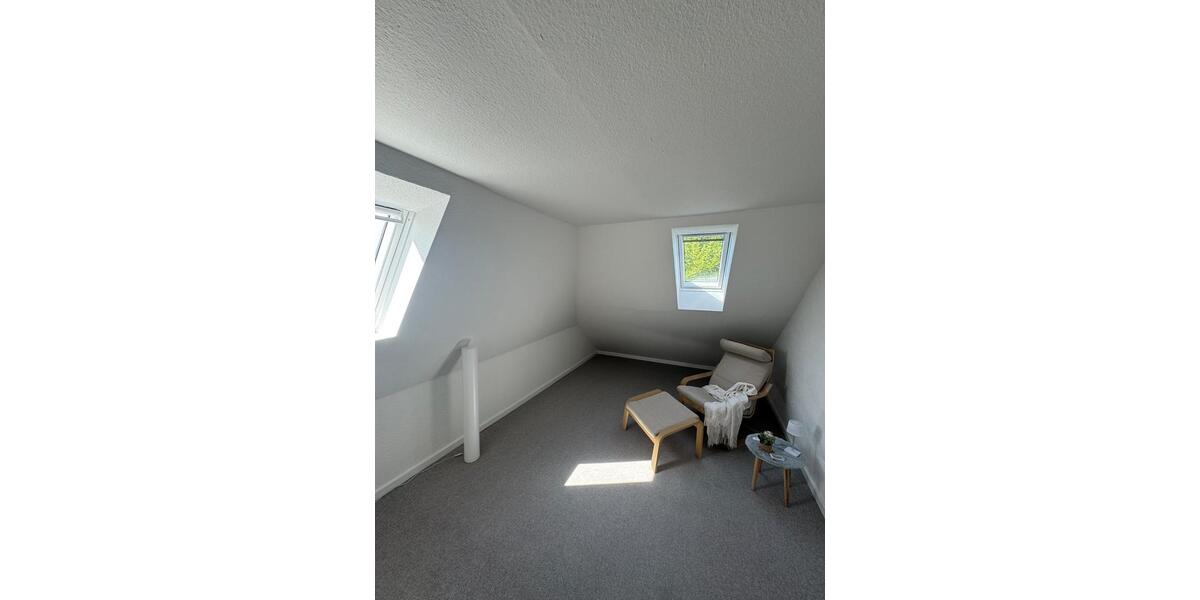 Dachgeschoßwohnung Reken - 5 Zimmer, 90 m&sup2;, 189.000&euro; | Angebot:26357750