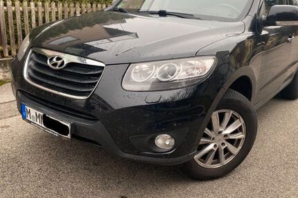 Hyundai SANTA FE 196.095 km 5.490 &euro; München 81243