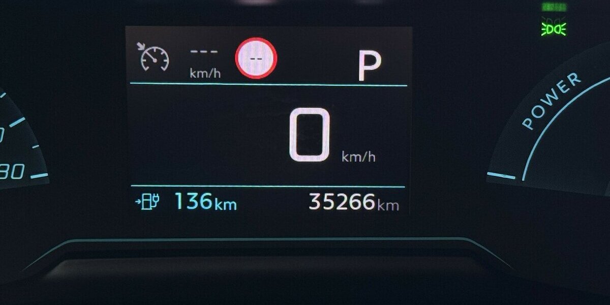 Peugeot 208 e- 136 Active Pack 1.Hand Carplay Sitzhzg 35.300 km 15.320 &euro; Lich 35423