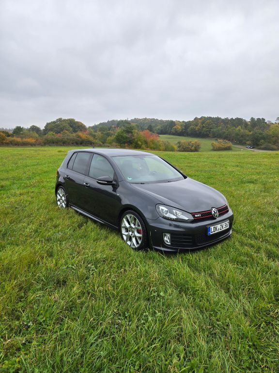 VW Golf 188.000 km 12.790 € Mittenaar 35756