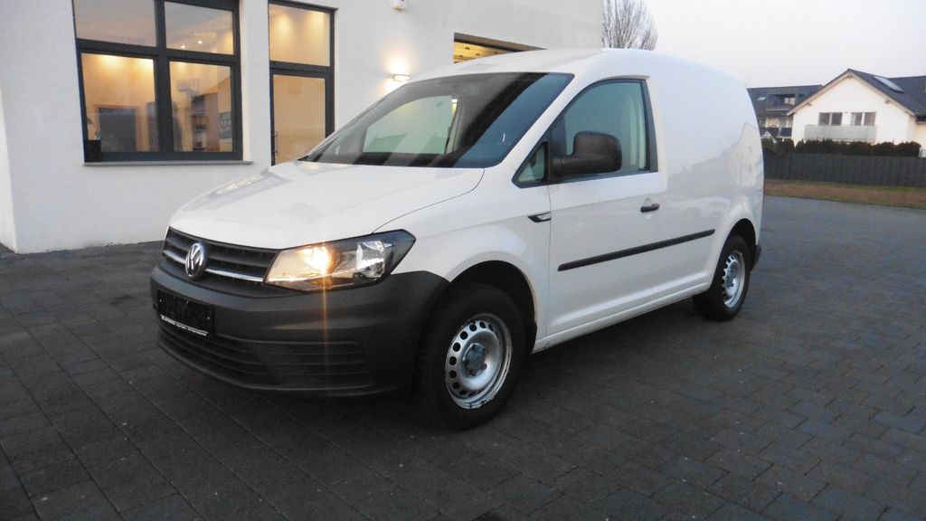 VW Caddy 114.500 km 9.990 &euro; Bad-Friedrichshall 74177