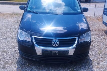 VW Touran 273.576 km 1.800 &euro; Aletshausen 86480